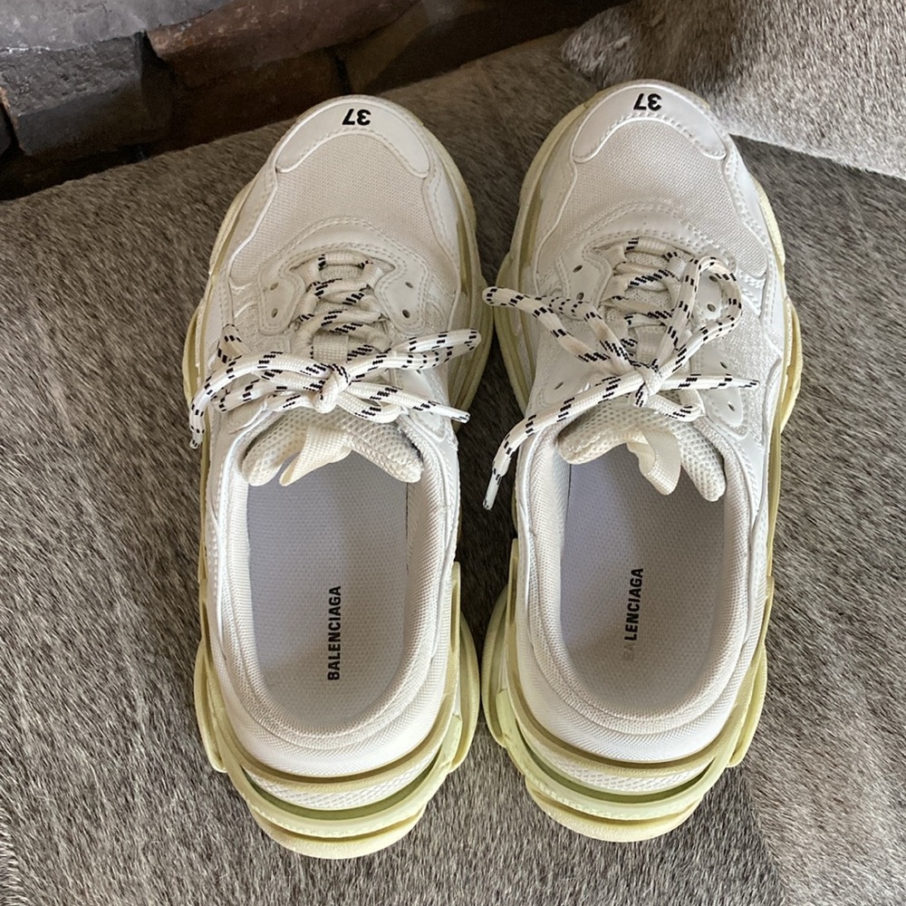 BALENCIAGA Triple S Mesh White Mule Sneakers - Picture 4 of 15